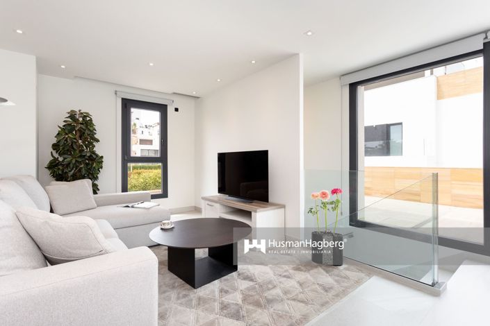 Image No.37-5 Bed Villa for sale