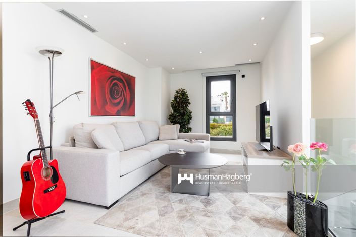 Image No.41-5 Bed Villa for sale