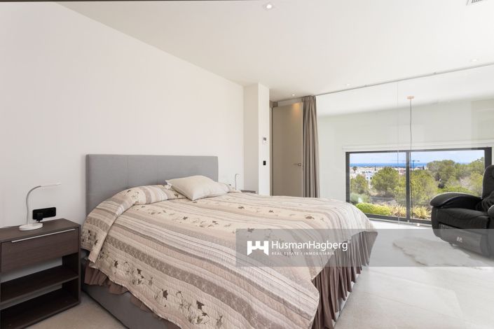 Image No.46-5 Bed Villa for sale