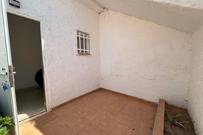 Image No.16-2 Bed Apartment for sale