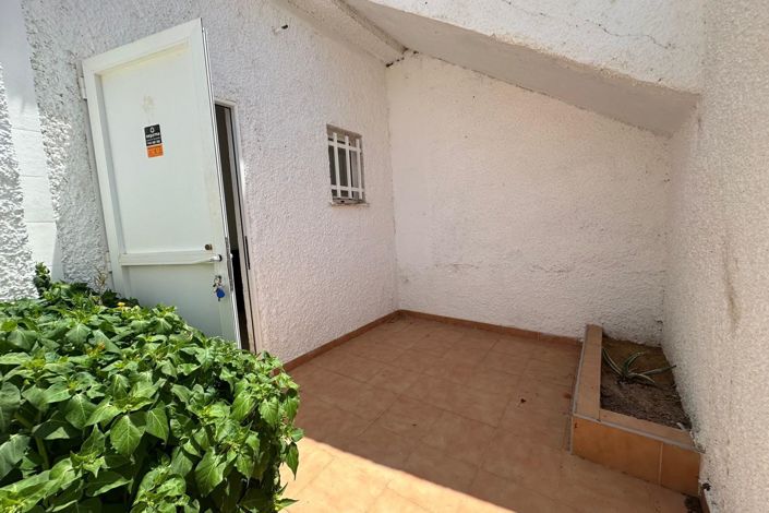 Image No.25-2 Bed Apartment for sale