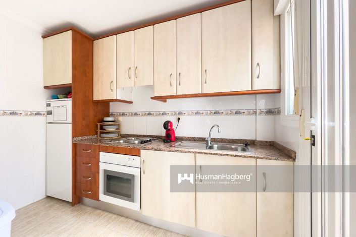 Image No.14-3 Bed Townhouse for sale