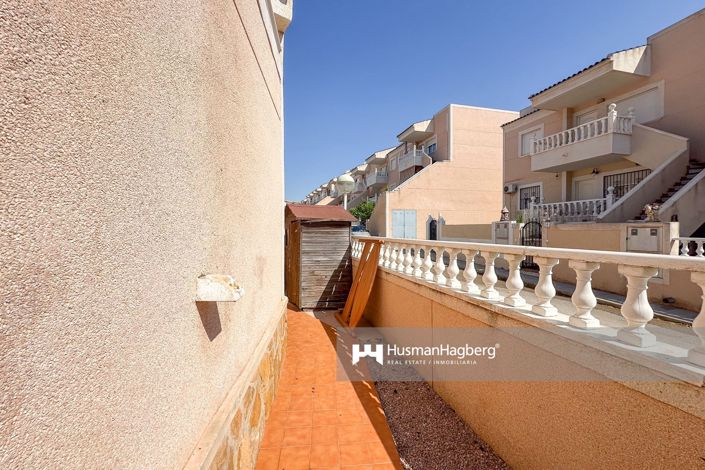 Image No.2-3 Bed Townhouse for sale