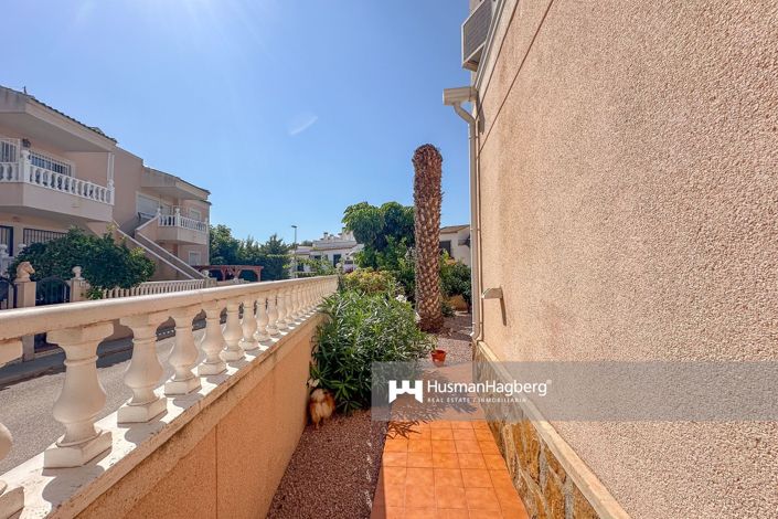 Image No.3-3 Bed Townhouse for sale