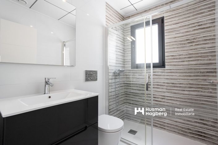 Image No.20-3 Bed Villa for sale