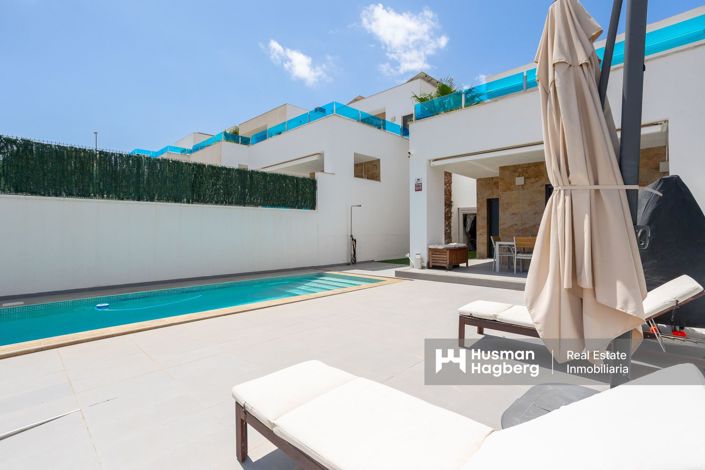 Image No.3-3 Bed Villa for sale