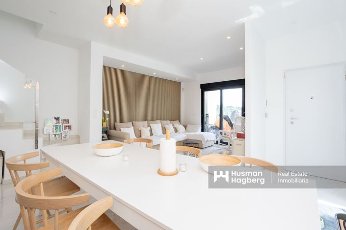 Image No.7-3 Bed Villa for sale