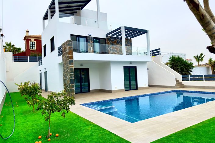 Image No.1-3 Bed Villa for sale