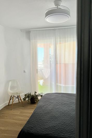 Image No.20-2 Bed Apartment for sale