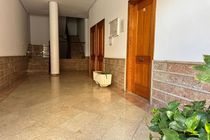 Image No.27-2 Bed Apartment for sale