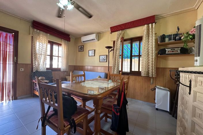 Image No.16-2 Bed Townhouse for sale