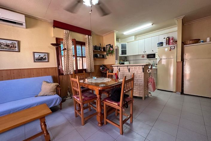 Image No.17-2 Bed Townhouse for sale