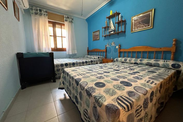 Image No.6-2 Bed Townhouse for sale