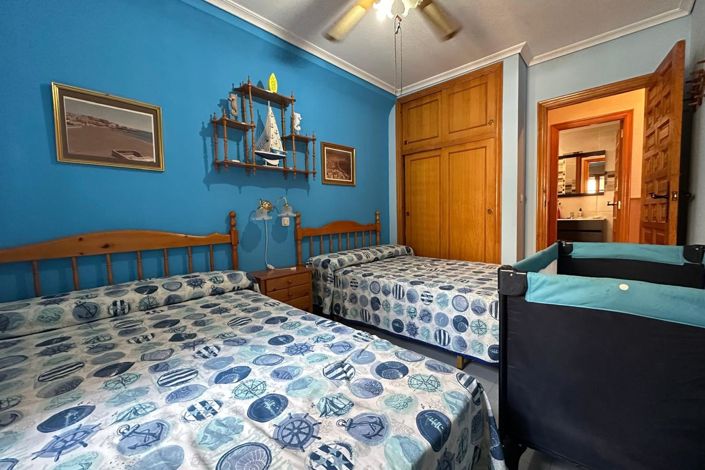 Image No.8-2 Bed Townhouse for sale