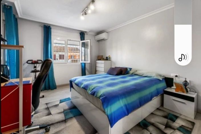 Image No.12-3 Bed Townhouse for sale