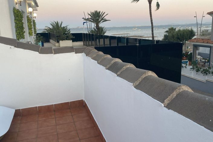 Image No.1-3 Bed Townhouse for sale