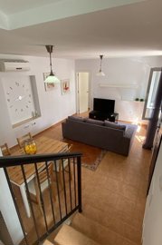 med5njbzd8358czm4dz4x-1880x2820