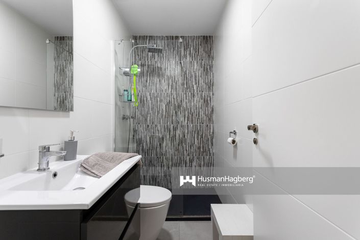 Image No.18-3 Bed Apartment for sale