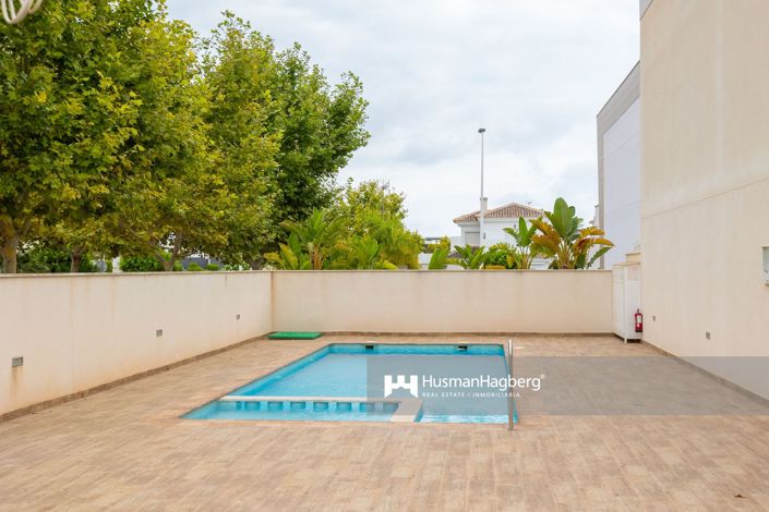 Image No.26-3 Bed Apartment for sale