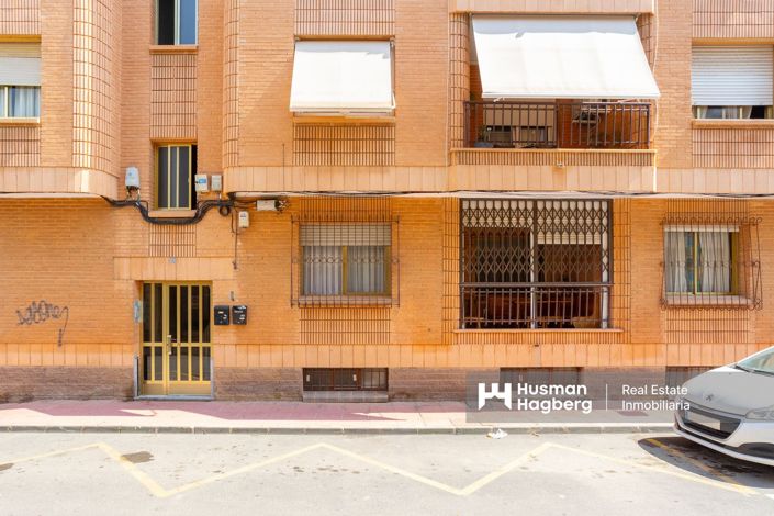 Image No.1-3 Bed Apartment for sale