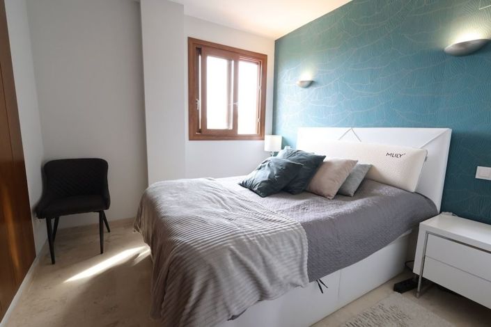 Image No.17-2 Bed Apartment for sale