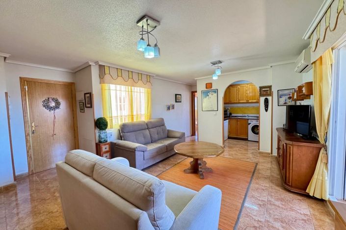 Image No.8-2 Bed Apartment for sale