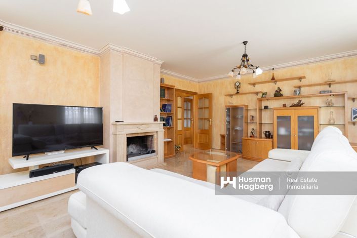 Image No.10-4 Bed Villa for sale