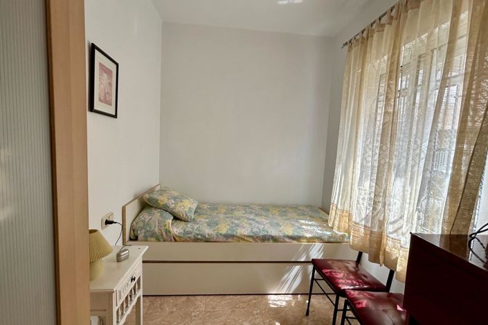 Image No.10-3 Bed Apartment for sale