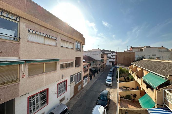 Image No.1-3 Bed Apartment for sale