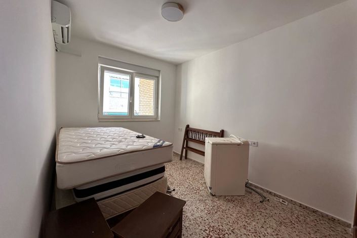 Image No.15-3 Bed Apartment for sale