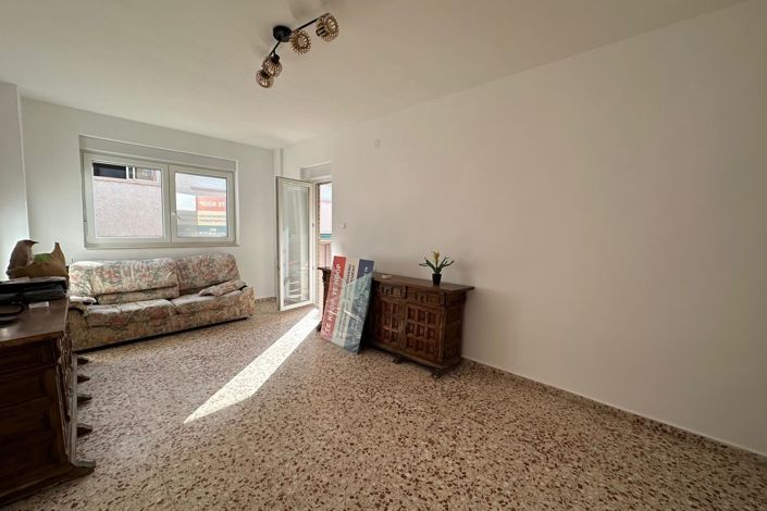 Image No.18-3 Bed Apartment for sale