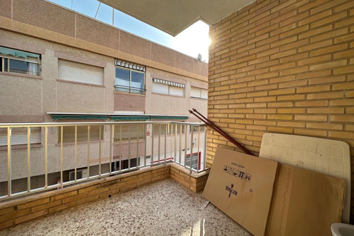 Image No.19-3 Bed Apartment for sale