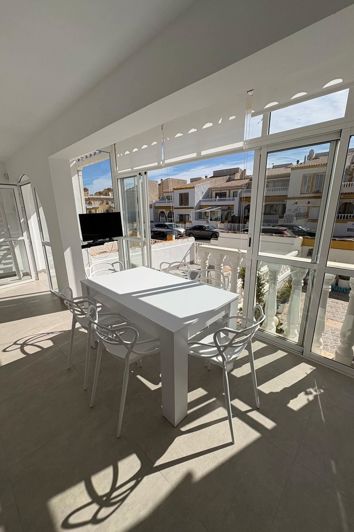 Image No.23-3 Bed Townhouse for sale