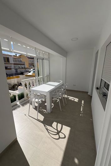 Image No.26-3 Bed Townhouse for sale