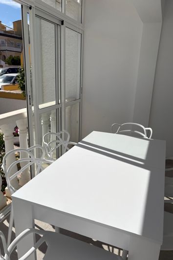 Image No.30-3 Bed Townhouse for sale