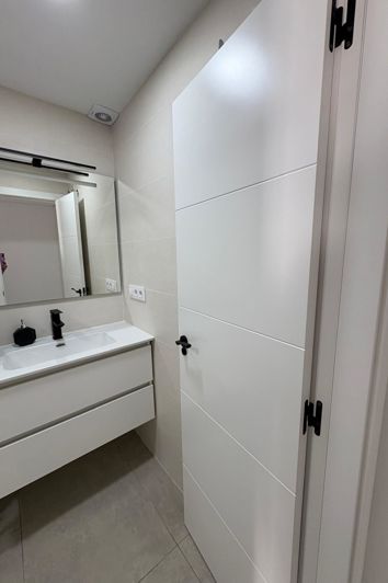 Image No.31-3 Bed Townhouse for sale