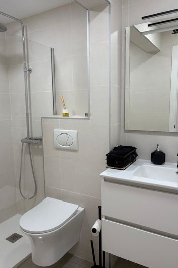 Image No.33-3 Bed Townhouse for sale