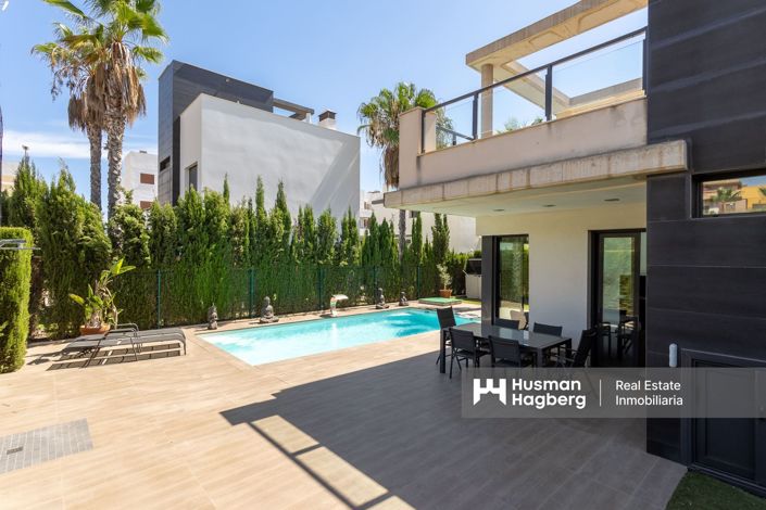 Image No.32-Villa de 2 chambres à vendre à Lomas de Cabo Roig