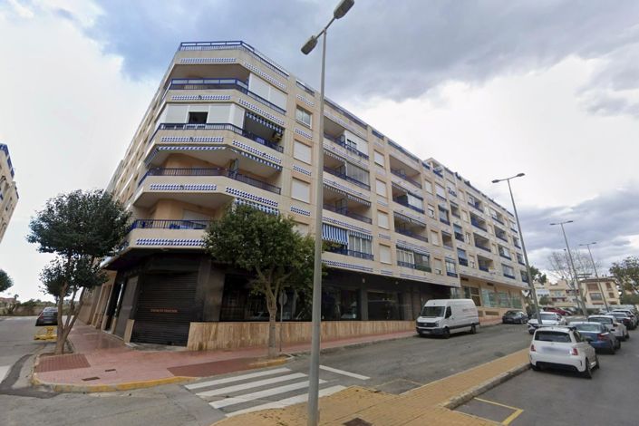 Image No.1-2 Bed Apartment for sale