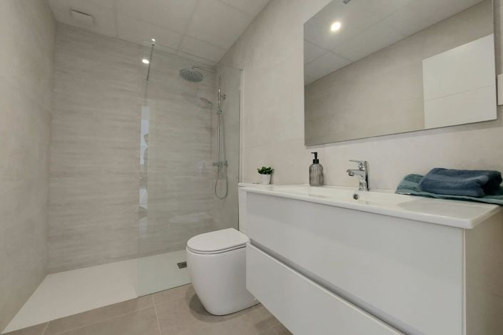 Image No.24-2 Bed Villa for sale