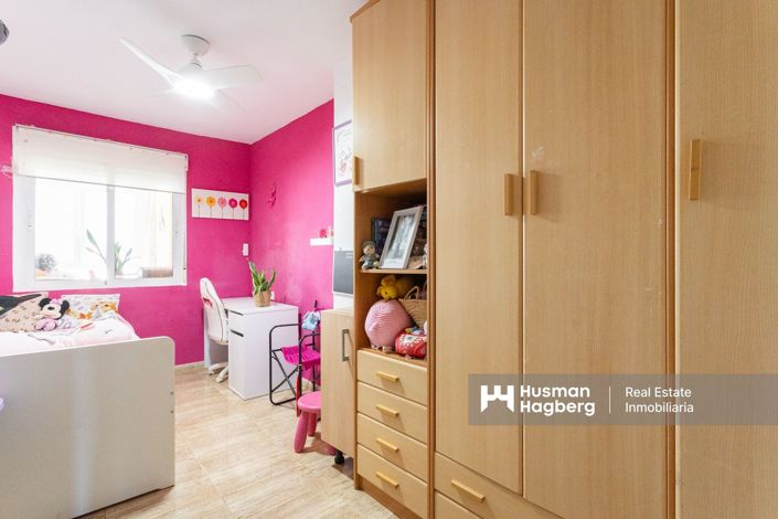 Image No.18-3 Bed Apartment for sale