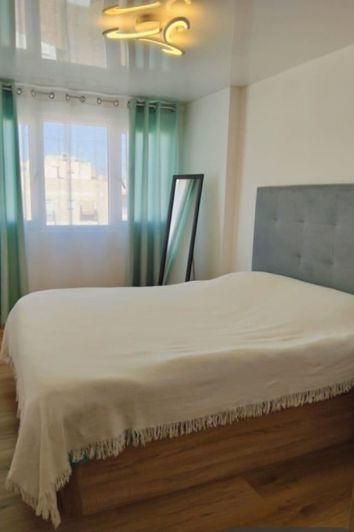 Image No.12-3 Bed Apartment for sale