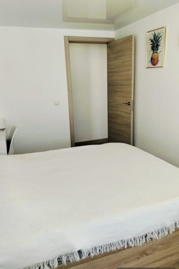 Image No.3-3 Bed Apartment for sale