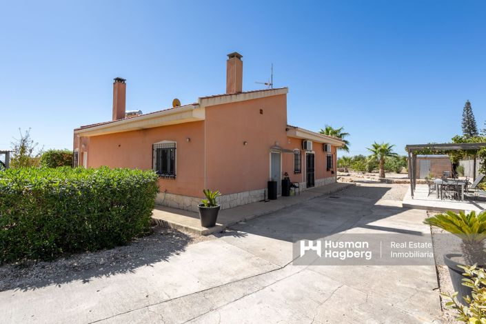 Image No.1-Villa de 4 chambres à vendre à Orihuela