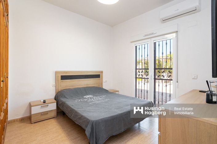 Image No.12-4 Bed Villa for sale