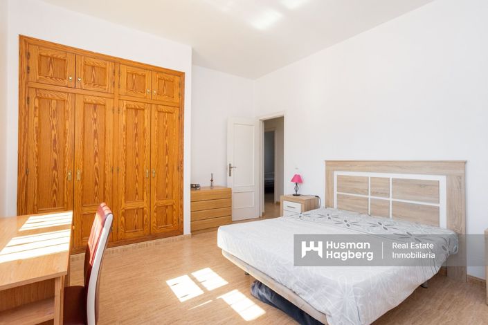 Image No.15-4 Bed Villa for sale