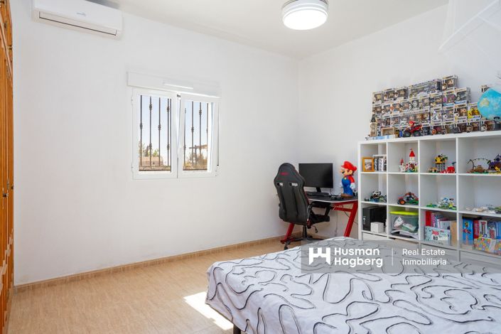 Image No.19-4 Bed Villa for sale