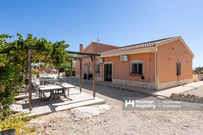 Image No.22-4 Bed Villa for sale