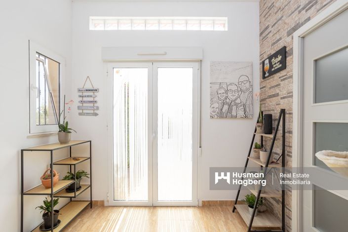 Image No.3-4 Bed Villa for sale