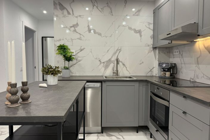 Image No.13-4 Bed Apartment for sale